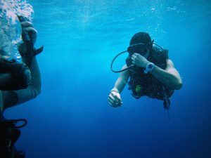 Things To Do In Santorini, Full Face Snorkel Mask, Navarre Beach, Muscle Abdominal, Dive Computers, Best Scuba Diving, Snorkel Mask, Greece Travel Guide, Maldives Island