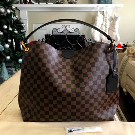 Graceful mm Louis Vuitton Croisette, Louis Vuitton Outfit, Lv Pochette Metis, Louis Vuitton Artsy Mm, Lv Pochette, Louis Vuitton Artsy, Louis Vuitton Totes, Louis Vuitton Neverfull Mm, Monogram Bag