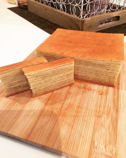 Baking Mom: Baumkuchen (German version Kek Lapis) Baumkuchen Recipe, Pandan Layer Cake, Nyonya Food, Lapis Legit, Lithuanian Recipes, Honey Cake Recipe, Kek Lapis, Japanese Bread, Trendy Food