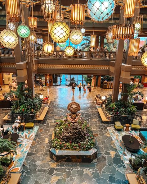 Did you know that you can elevate your Walt Disney World experience by staying at the Club Level at Disney's Polynesian Village Resort? This is an upgrade to your stay that's available to all guests upon booking. Here are some of the benefits clients love using Club Level: 🛌 Luxurious Accommodations - Enjoy stunning views of the garden, lake, or parks. 🍽️ Exclusive King Kamehameha Club Lounge - Three levels of relaxation, food, and drinks. Complimentary breakfast, snacks, appetizers, and ... Polynesian Village Resort, King Kamehameha, Polynesian Village, Snacks Appetizers, Club Lounge, Village Resort, Breakfast Snacks, Travel Agent, The Club