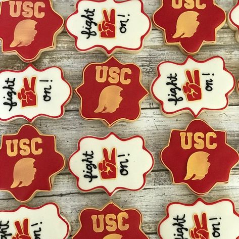 USC graduation order! Go Trojans ✌🏼 . . . . . #sugarcookies #royalicingcookies #cookiedecorating #cookiesofinstagram #instacookies… Usc Graduation Party Ideas, Usc Bed Party, Usc Graduation Party, Usc Cake, Usc Cookies Decorated, Usc Graduation, Graduation Party Ideas, University Of Southern California, Sugar Cookie Designs