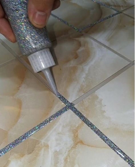 Bathroom Tile Grout, Plan Dressing, Glitter Grout, Bedroom Dressing, Hemma Diy, Small Remodel, Tile Grout, Feeling Insecure, घर की सजावट