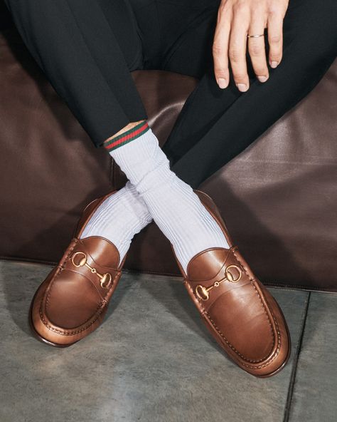 GUCCI: Kingsley Ben-Adir and His Loafers… Gucci Loafers Men, Gucci Loafers, Its A Mans World, Mans World, Shoe Show, Stylish Men, Leather Loafers, Loafers Men, Loafers