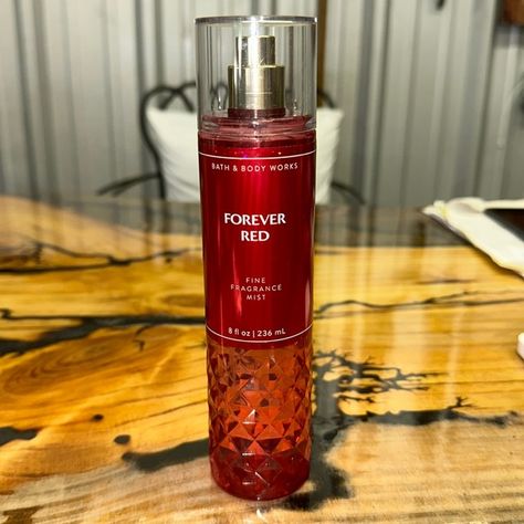 Forever red Bath and Body Works Perfume Forever Red Bath And Body Works, Red Bath And Body Works, Red Bath, Forever Red, Bath And Body Works Perfume, Body Smells, Body Bath, Bath Body, Bath Body Works