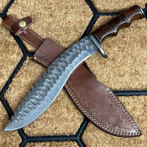 Curved Knife, Forging Knives, Kukri Knife, Dagger Knife, Damascus Steel Knife, Damascus Blade, Knife Design, Indian History, Bowie Knife