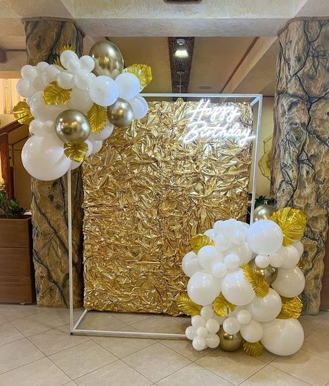 Olive Green And Gold Birthday Party Decor, Gold Foil Backdrop, Eid Ul Fitr Decorations, Gold Foil Wall, Party Rental Ideas, Birthday Theme Decoration, Birthday Room Decorations, Simple Birthday Decorations, Graduation Party Planning