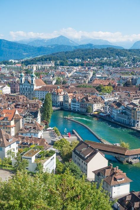 Lucerne, Switzerland -- This breathtaking hidden gem should definitely be on your bucket list! Switzerland Vacation, World Most Beautiful Place, Lucerne Switzerland, Vevey, Interlaken, Voyage Europe, Switzerland Travel, Places In The World, Beaux Villages