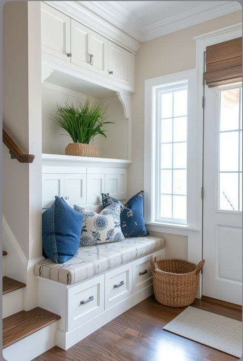 Drop Zone Ideas, Basement Redesign, Drop Zones, Mudroom Remodel, Welcoming Entryway, Foyer Ideas, Entry Ideas, Beach House Interior Design, Mudroom Decor