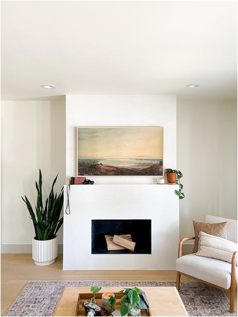 White Textured Fireplace, Faux Concrete Fireplace Diy, Surecrete Fireplace, White Concrete Fireplace, Drywall Fireplace, Diy Concrete Fireplace, Faux Concrete Fireplace, Berry Living Room, Fireplace Layout