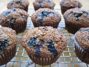 Healthy Bran Muffin Recipe, Blueberry Bran Muffins, Bran Muffins Healthy, Banana Bran Muffins, Pumpkin Bread Recipe Healthy, Oat Bran Muffins, Cane Syrup, Bran Muffin Recipes, Clean Baking