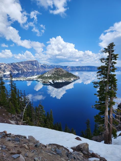 Crater Lake National Park May 2023. #craterlake #nationalparks #usnationalparks #lake #views #snow #adventure #camping #hiking #nature #beauty #naturalbeauty #trails #landscape #travel #lakefront #uslakes Crater Lake Oregon, Snow Adventure, Crater Lake National Park, Hiking Nature, Crater Lake, Oregon Usa, Scenic Beauty, Us National Parks, Adventure Camping