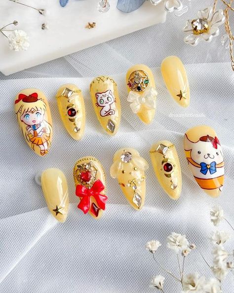 Korean Nail Art, Anime Nails, Korean Nails, Japanese Nail Art, Sailor Moon Art, Kawaii Nails, Sailor Venus, Girls Nails, Glitter Gel