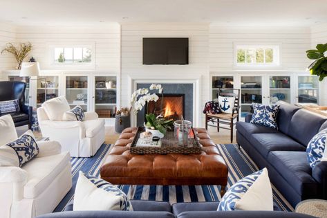 This Clinton Hamptons party house can be yours for $5.95M Nautical Decor Living Room, Beach Theme Living Room, Nautical Living Room, Furnitur Ruang Keluarga, Apartment Decoration, Interior Vintage, Vintage Interior Design, Modern Vintage Decor, Coastal Living Rooms