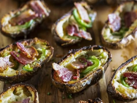 Close-up of Jalapeno Ranch Potato Skins Pioneer Woman Potato Skins, Stuffed Spuds, Oatmeal Pies, Potatoes Skins, Pioneer Woman Potatoes, Jalapeño Ranch, Potato Skins Recipe, Food Network Recipes Pioneer Woman, Potatoe Skins Recipe