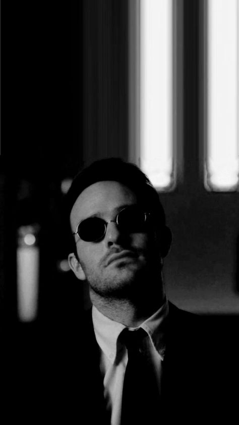 Daredevil Wallpaper Aesthetic, Matt Murdock Wallpaper, Charlie Cox Daredevil, Daredevil Wallpaper, Matt Murdock Daredevil, Matthew Murdock, Paper Phone, Daredevil Netflix, Daredevil Matt Murdock