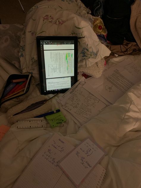 studying in bed is my fav activity 😍  #aesthetic Mogging Aesthetic, Study On Bed Aesthetic, Books On Studying, Bed Study Aesthetic, Study In Bed Aesthetic, Studying At Home Aesthetic, Studying In Bed Aesthetic, People Studying Aesthetic, Online Study Aesthetic