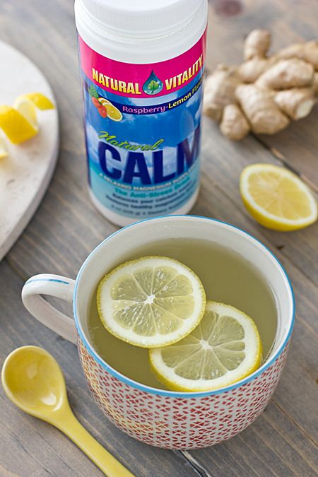 Natural Calm Lemon Ginger Tea Recipe + My Experience Using Magnesium for Migraines Magnesium Tea, Lemon Ginger Tea, Natural Migraine Relief, Calm Magnesium, Magnesium Powder, Ginger Tea Recipe, Magnesium Supplement, Natural Headache, Natural Calm