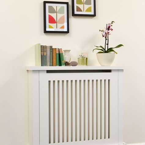 Hall Radiator, Cream Hallway, Radiator Ideas, Home Corridor, Modern Radiator Cover, Best Radiators, Hallway Pictures, Dark Wooden Floor, Radiator Shelf