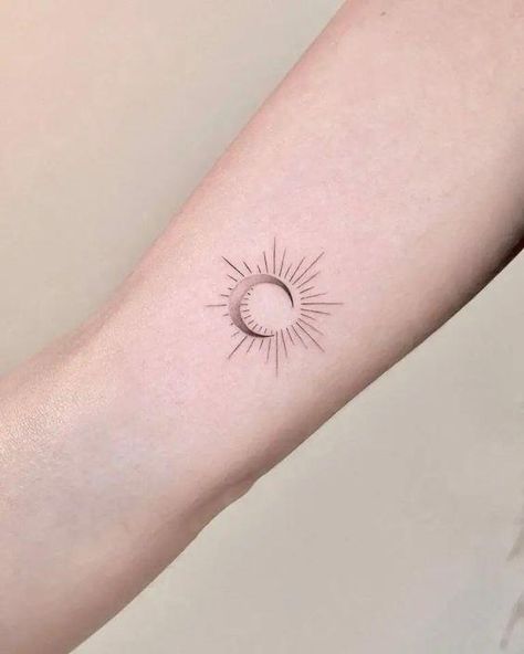 Embrace the journey through these pages as we immerse ourselves in the world of sun and moon tattoos, awakening to the idea that the body, too, can be a Sun Energy Tattoo, Morning Sun Tattoo, Moon Beam Tattoo, Sun And Moon Tattoo Ideas, Tattoo Sonne, Matching Couple Tattoos, Sun Tattoo, Subtle Tattoos, Moon Tattoo