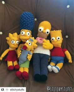 Simpsons Crochet, Bart And Lisa, Beautiful Amigurumi, Bart And Lisa Simpson, Crochet Minion, Amigurumi Santa, Disney Crochet Patterns, Amigurumi Christmas, Animal Crochet