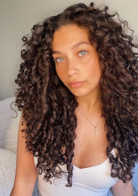 Finger Coiling, Jayme Jo, Long Layered Curly Hair, Layered Curly Haircuts, Curly Cut, Natural Curly Hair Cuts, Black Curls, Layered Curly Hair, Curly Haircuts