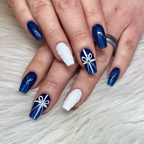 #christmasnails #christmasbownails #sweaternails #bluenails #coffinnails Navy Winter Nails Dark Blue, Navy Xmas Nails, Navy Blue Christmas Nails Winter, Midnight Blue Christmas Nails, Blue Festive Nails, Navy Blue Holiday Nails, Navy Christmas Nails, Navy Blue Christmas Nails, Navy Blue Winter Nails