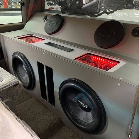 Car Sound System Ideas, Car Audio Systems Boxes, Truck Audio System, Car Speaker Box, Truck Speakers, Truck Stereo, Truck Audio, Car Audio Fabrication, Mazda B2200