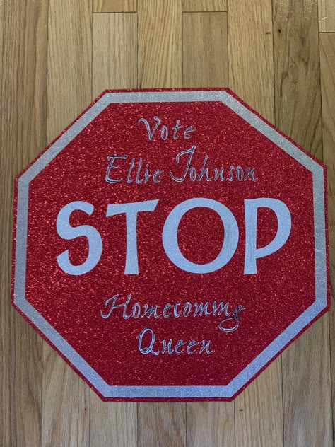 Home Coming Court Posters, Homecoming Campaign Slogans, Home Coming Queen Poster Ideas, Homecoming Poster Ideas Princess, Prom Campaign Ideas High Schools, Homecoming Campaign Table Ideas, Homecoming Running Ideas, Stuco Campaign Posters Taylor Swift, Campaigning Poster Ideas