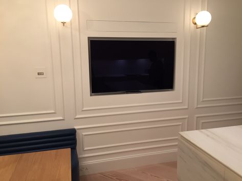 Panelled traditional walls with integrated TV  #TVwall #panelling Paneling Around Tv, Traditional Tv Wall Design, Tv Panelled Wall, Panelled Wall With Tv, Panelling On Tv Wall, Tv Wall Traditional, Panelling Around Tv, Panelled Walls Living Room Tv, Panelled Media Wall