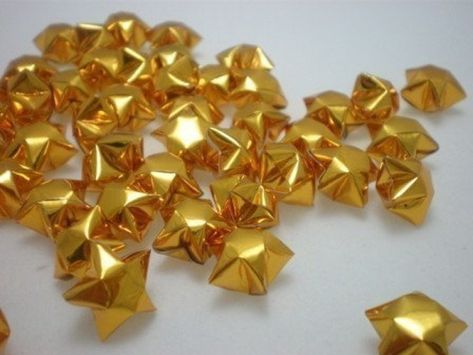 100 Sparkling Gold Origami Lucky Stars | Etsy Oragami Star, Origami Lucky Stars, Zelda Wedding, Origami Lucky Star, Gold Bouquet, Gold Foil Paper, Origami Stars, Foil Paper, Paper Stars