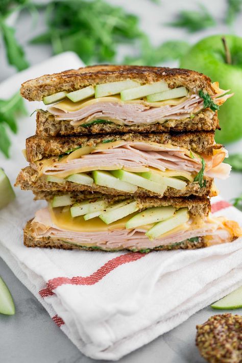 autumn grilled cheese sandwiches stuffed with fall flavor! hearty whole-grain bread slathered in whole grain mustard & sandwiched around melty gouda, smoked turkey, & crisp granny smith apples. the only thing missing is a big dunk into a bowl of tomato soup! #playswellwithbutter #comfortfood #grilledcheese #grannysmith Fall Sandwich Ideas, Gourmet Sandwiches Recipes, Fall Sandwiches, Apple Grilled Cheese, Fall Grilling, Stomach Rumbling, Whole Grain Mustard, Perfect Meatballs, Lunch Prep