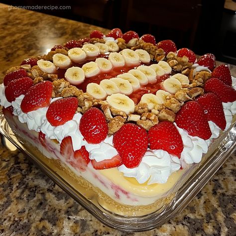 This Half Banana Pudding Half Strawberry Shortcake combines creamy banana pudding cheesecake with a crunchy strawberry shortcake layer. A perfect dessert for any special occasion. Banana Pudding And Strawberry Cake, Strawberry Cheesecake Pudding Dessert, Banana And Strawberry Pudding, Strawberry Banana Pudding Cake, Strawberry Banana Pudding Cheesecake, Strawberry Shortcake Banana Pudding, Banana Pudding With Strawberries, Strawberry Cheesecake Banana Pudding, Banana Strawberry Pudding