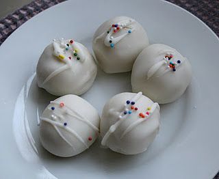 Egg Nog Cake, Egg Nogg, Cake Batter Truffles, Eggnog Cake, Cake Ball Recipes, Cake Bites, Egg Nog, Most Viewed, Cake Truffles