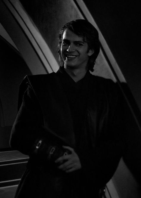 Anakin Darth Vader, Raiden Metal Gear, Anakin Vader, Star Wars Background, Anakin And Padme, Star Wars Anakin, Hayden Christensen, Star Wars Pictures, Anakin Skywalker