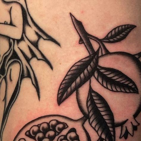 Jesse Smith on Instagram: "Pomegranate for @downtownasfruit . Thank you!! Made @fudotattoochicago #chicagotattooartist #chicagotattoo #chicagotattooer #traditionaltattoo #americantraditional #blackandgreytattoo #pomegranate #pomegranatetattoo #fudotattoochicago #fudotattoo" American Traditional Pomegranate Tattoo, Pomegranate Tattoo Black And White, Traditional Pomegranate Tattoo, Pomegranate Tattoo, Chicago Tattoo, Tattoo Outline, October 20, American Traditional, Blackwork Tattoo