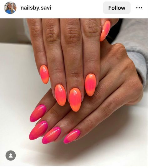 Aura Nails Pink And Orange, Pink Orange Aura Nails, Neon Aura Nails, Pink And Orange Aura Nails, Beach Nail Ideas Summer, Sunset Aura Nails, Summer Aura Nails, Bright Beach Nails, Bright Summer Nails 2023