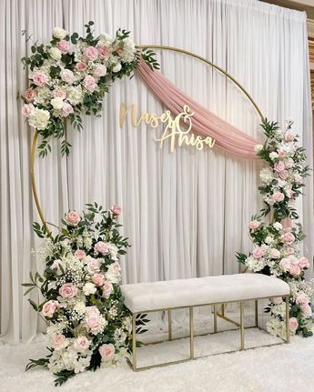 Enggament Decoration Simple, Ring Decoration Ideas, Simple Engagement Decorations At Home, Stage Decoration Photos, Baat Pakki, Outdoor Wedding Reception Decorations, Photobooth Wedding, Engagement Stage Decoration, Nikah Decor