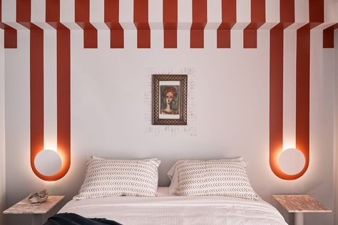 2020's Biggest Design Trends Are All About Our Desire to Escape - Sight Unseen Big Design, New York Apartment, Headboards, Hotel Room, Elle Decor, Hotels Room, White Walls, 인테리어 디자인, Bed Design