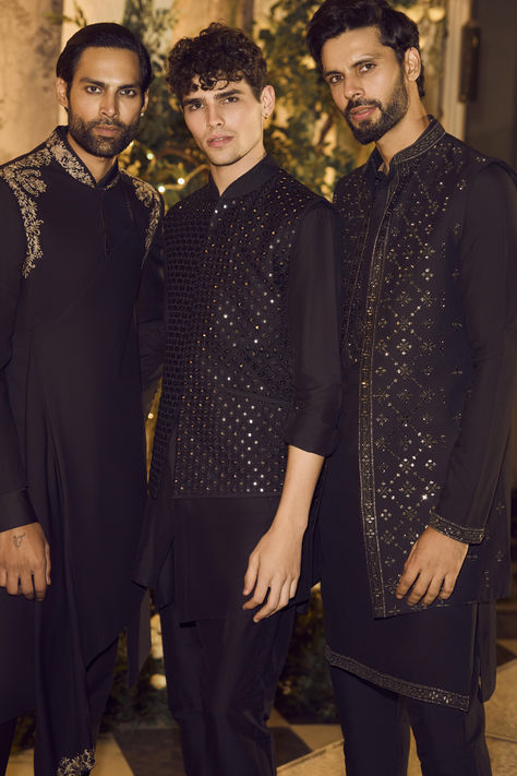 Cheers to a memorable night that brings everybody together. From the charming groomsmen to the suave groom, the cocktail night glitters with charm. Whatever the dress code, there’s a Tasva perfectly crafted to reflect your elegance and grace.  #Perniaspopupshopmen #menswear #ethnic #whatiworewastrending #ppuslove #engagement  #groomsmen #sherwaniset #embroidersherwani #weddingwear #cocktailnight #reception Gents Kurta Design, Gents Kurta, Luxury Menswear, Mens Kurta Designs, Mens Kurta, Cocktail Night, Kurta Design, Indian Groom, Dresses Indian