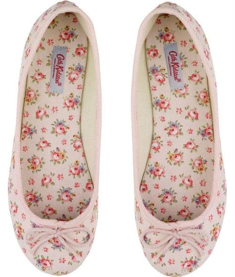 Need these CK flats. Dr Shoes, I'm With The Band, Shoe Inspo, In The Bag, Ballet Pumps, Cath Kidston, Neutral Outfit, Bags Fashion, The Bag