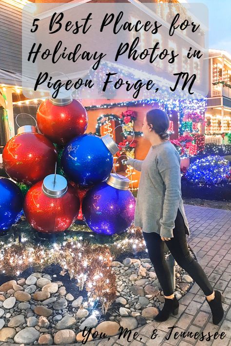 5 best places for holiday photos in pigeon forge tn Pigeon Forge In December, Dollywood At Christmas, Pigeon Forge Tennessee Outfits, Pigeon Forge Christmas, Christmas Cabin In The Woods, Dollywood Christmas, Dolly Wood, Gatlinburg Christmas, Tennessee Family Vacation