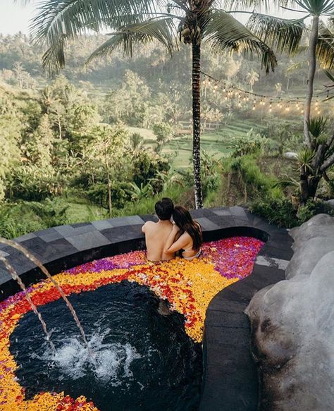 Bali Honeymoon Villas, Bali Tour Packages, Honeymoon Villas, Hotels In Bali, Adventure Goals, Resort Ideas, Villas In Bali, Affordable Honeymoon, Jungle Style