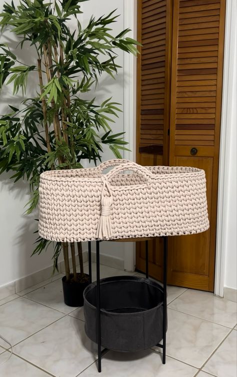 Diy moses basket tutorial Mosses Basket Bassinet, How To Make A Moses Basket, Moses Basket Crochet Pattern, Crochet Moses Basket Free Pattern, Diy Moses Basket, Moses Basket Pattern, Crochet Moses Basket, Mosses Basket, Basket Bassinet