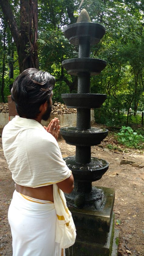 Man Praying to God. Kerala, Kerala men, Temple ! Kerala Boys Pic, Kerala Homes, Kerala Temple, Onam Special, Kerala Architecture, Alpha Woman, Indian Male Model, Male Haircuts Curly, Man Praying