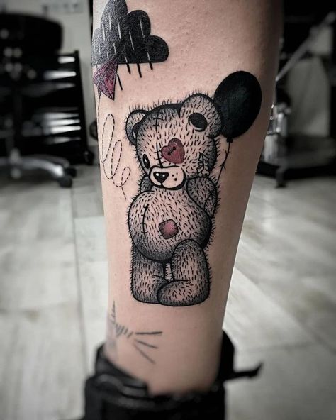 Cool Teddy Bear Tattoo, Creepy Bear Tattoo, Teddy Bear Tattoo Ideas For Women, Tedy Tattoo, Scary Teddy Bear, Tattoo Machine Design, Teddy Bear Tattoo, Tattoo Ink Sets, Care Bear Tattoos