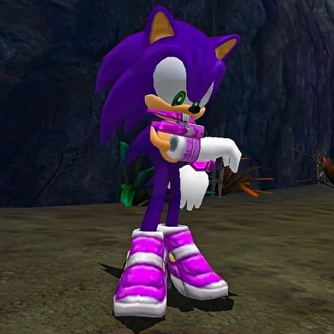 Breakfast Club Movie, Purple Y2k, Lol Memes, Y2k Pfp, Game Sonic, Y2k Background, Y2k Profile Picture, Violet Aesthetic, Classic Sonic