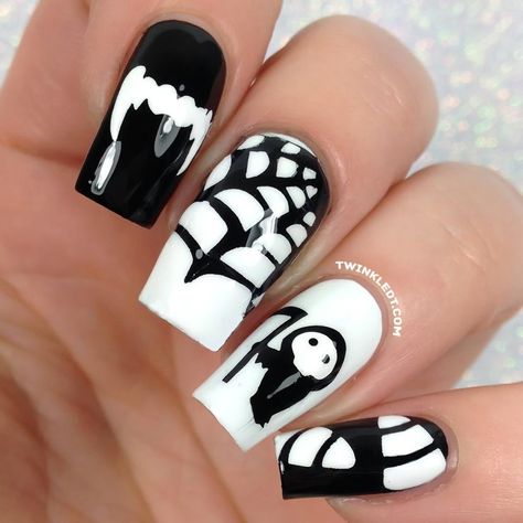 Halloween Variety Vinyls Tvd Nails, Boyfriend Nails, Practice Nails, Black And White Nail Designs, Holloween Nails, Halloween Acrylic, Halloween Acrylic Nails, Nail Vinyls, Nail Stencils