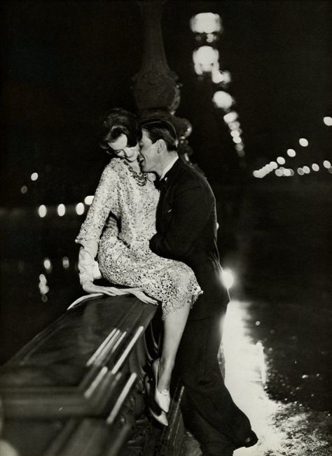 Carmen Dell'orefice, Pont Alexandre Iii, Mode Retro, Richard Avedon, Foto Tips, Foto Vintage, Jolie Photo, Foto Inspiration, 인물 사진