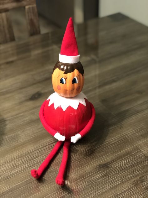 Elf On The Shelf Pumpkin, Story Book Pumpkin Characters, Storybook Character Pumpkins, Pumpkin Book Characters Ideas, Elf Pumpkin, Storybook Pumpkin, Pumpkin Elf, Book Character Pumpkins, Book Pumpkin