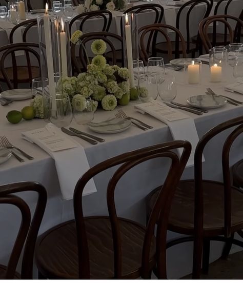 Pattern Table Cloth Wedding, Hydrangea Wedding Decor, Pasta Wedding, Pattern Table Cloth, Dinner Outing, Table Cloth Wedding, White Arrangement, 2026 Wedding, Mallorca Wedding